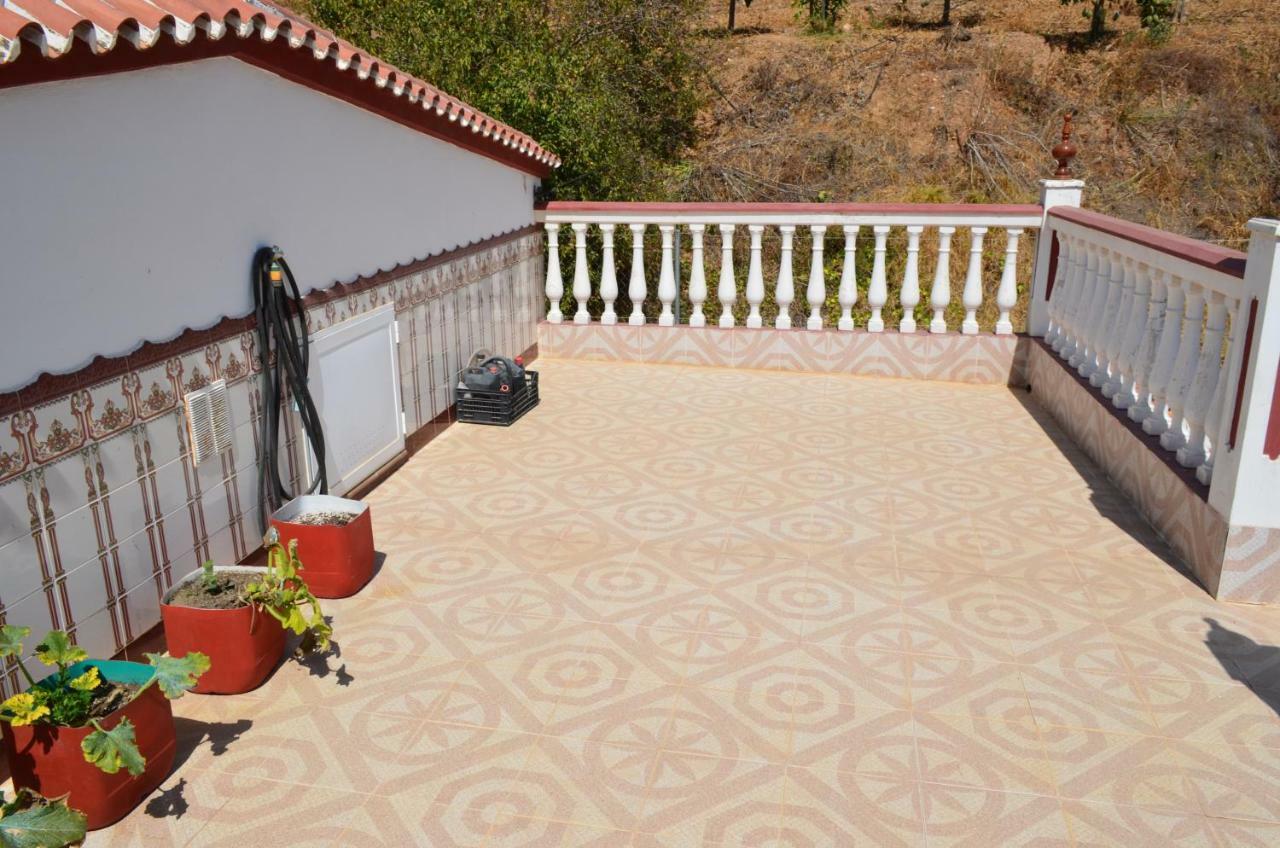 Casa Rural En Almayate Bajo Алмаяте Бахо Екстериор снимка